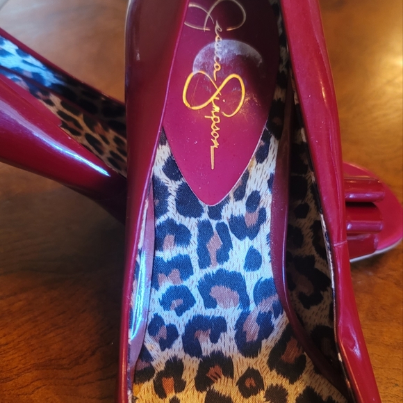 NWOT Jessica Simpson Burgundy Wine Genuine Patent Leather Bow Open Peep Heels - Picture 4 of 6